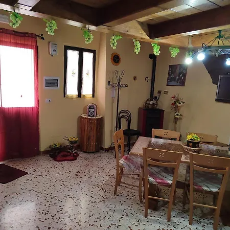 Casa Vintage Mary